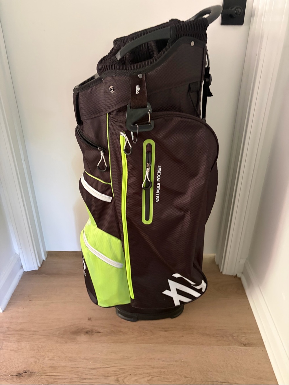 Men's Golf Stand Bag in Black with Lime Accents